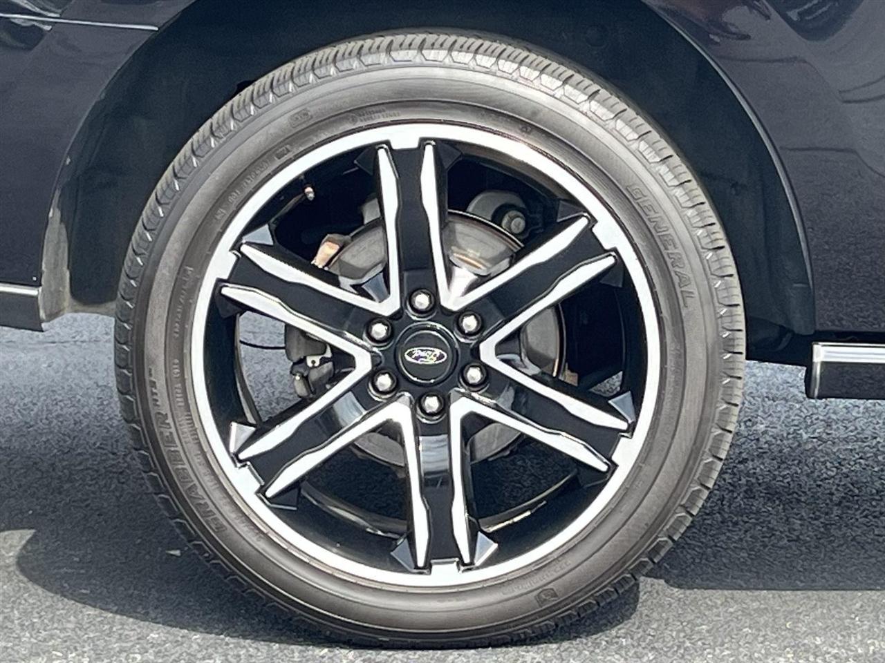 Ford Expedition Limited 4WD 2019