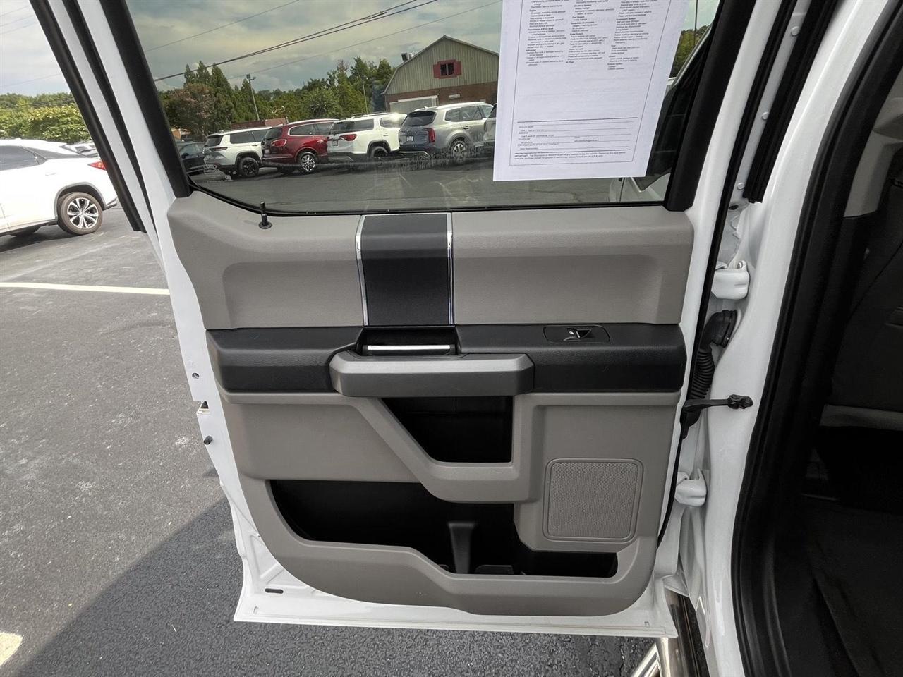 Ford F-150 XLT SuperCrew 6.5-ft. Bed 4WD 2017