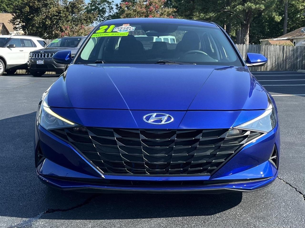 Hyundai Elantra SE 2021