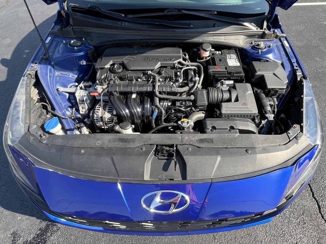 Hyundai Elantra SE 2021