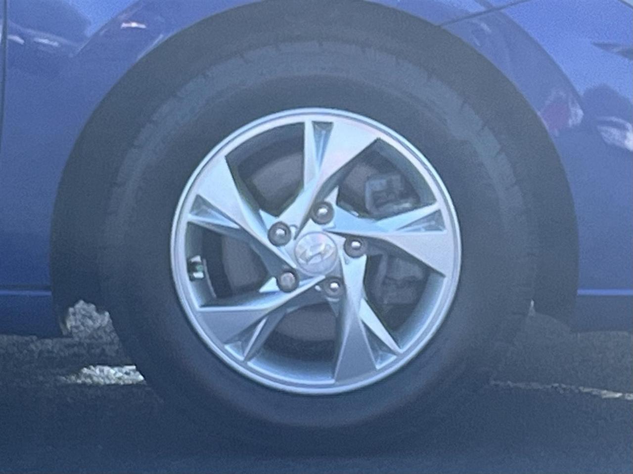 Hyundai Elantra SE 2021