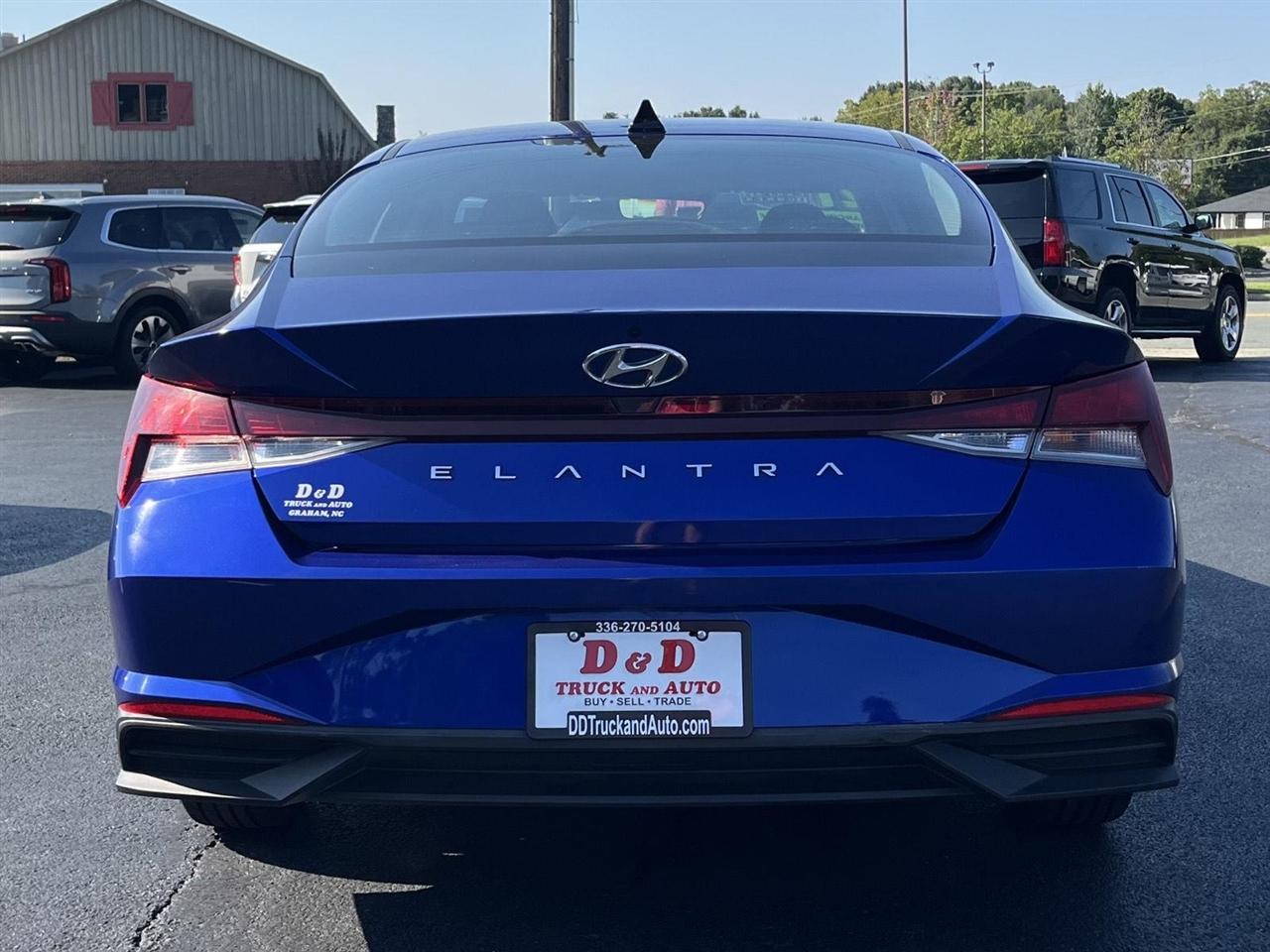 Hyundai Elantra SE 2021