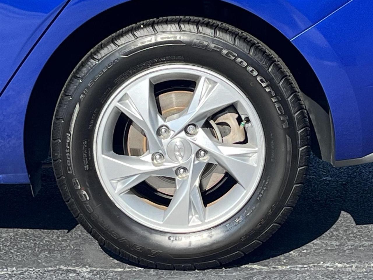 Hyundai Elantra SE 2021
