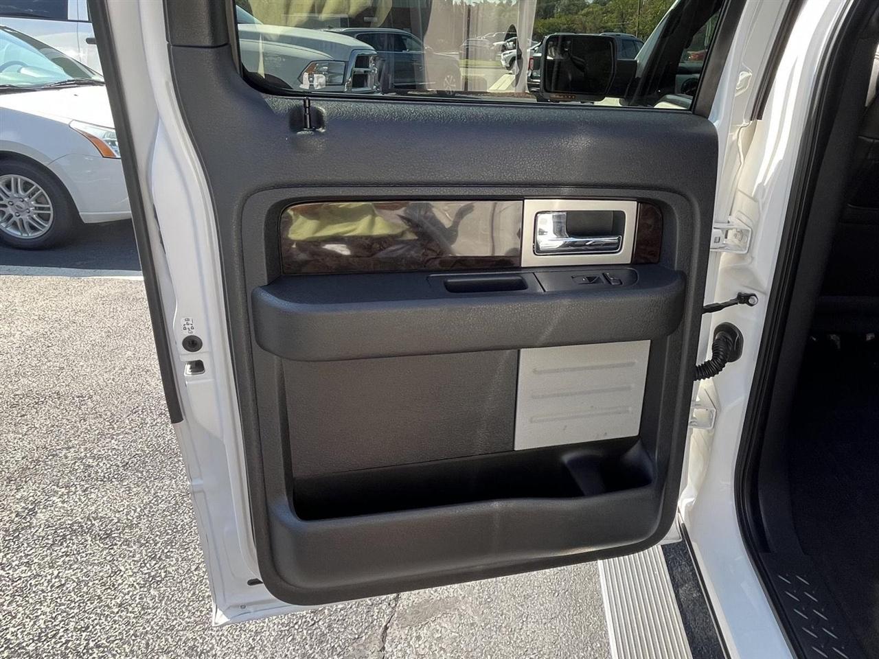 Ford F-150 Platinum SuperCrew 5.5-ft. Bed 2WD 2013