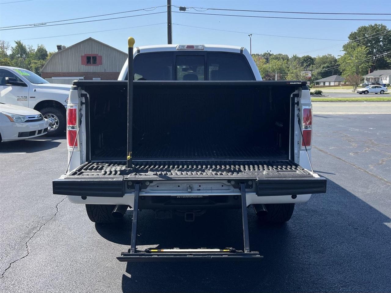 Ford F-150 Platinum SuperCrew 5.5-ft. Bed 2WD 2013