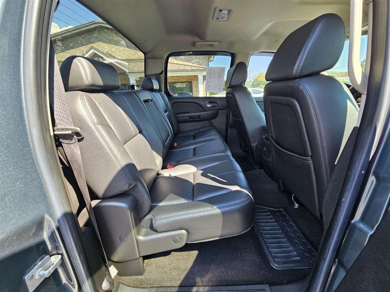 Chevrolet Silverado 2500HD LTZ Crew Cab Std. Box 4WD 2008