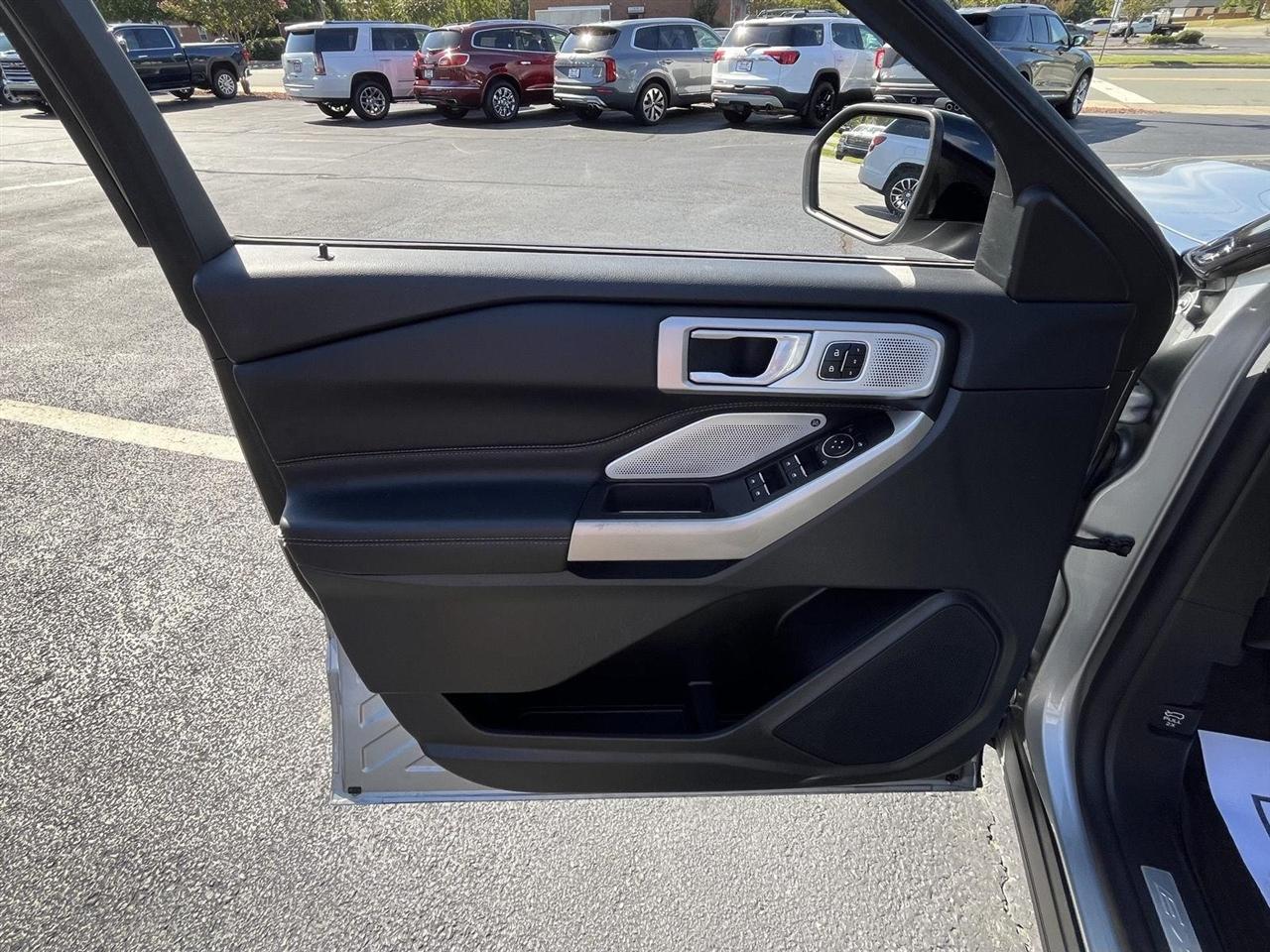 Ford Explorer Limited 2023