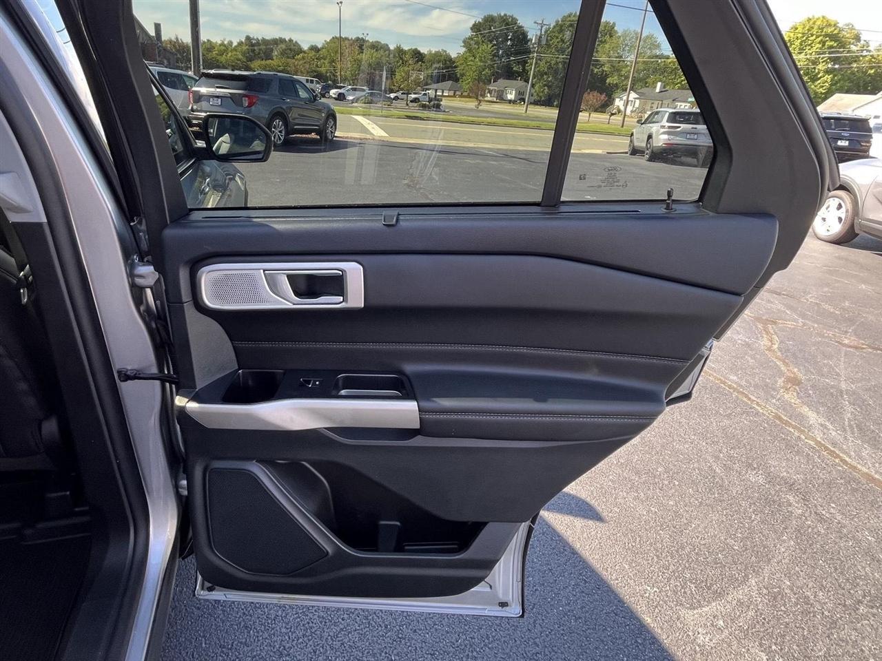 Ford Explorer Limited 2023