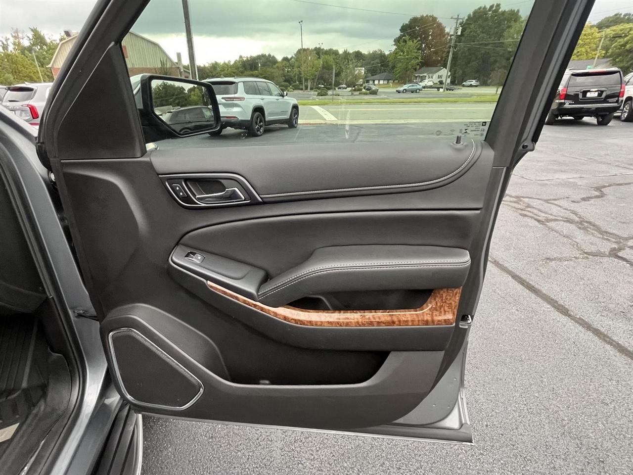 Chevrolet Suburban Premier 4WD 2018