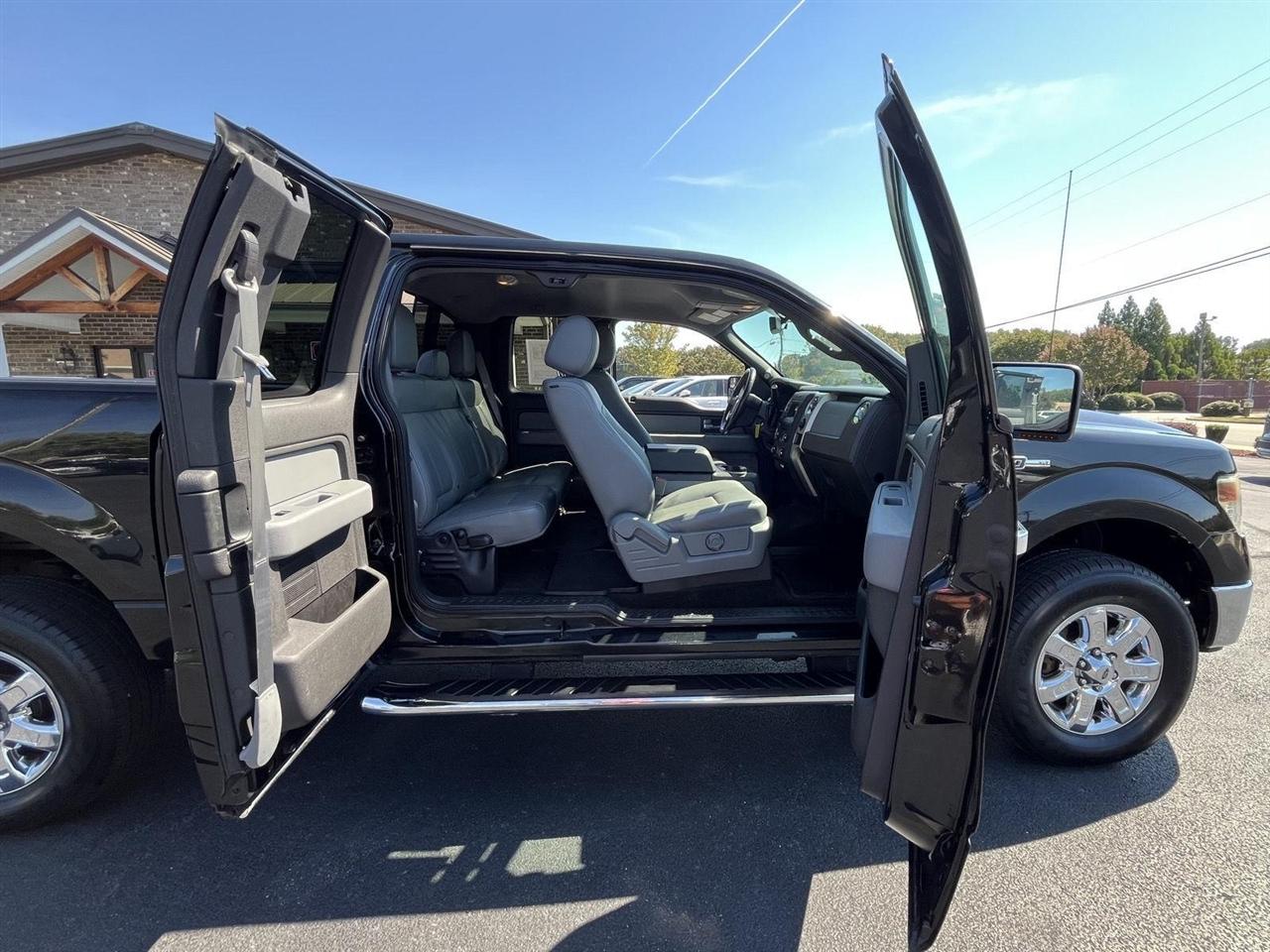 Ford F-150 XLT SuperCab 8-ft. Bed 4WD 2014