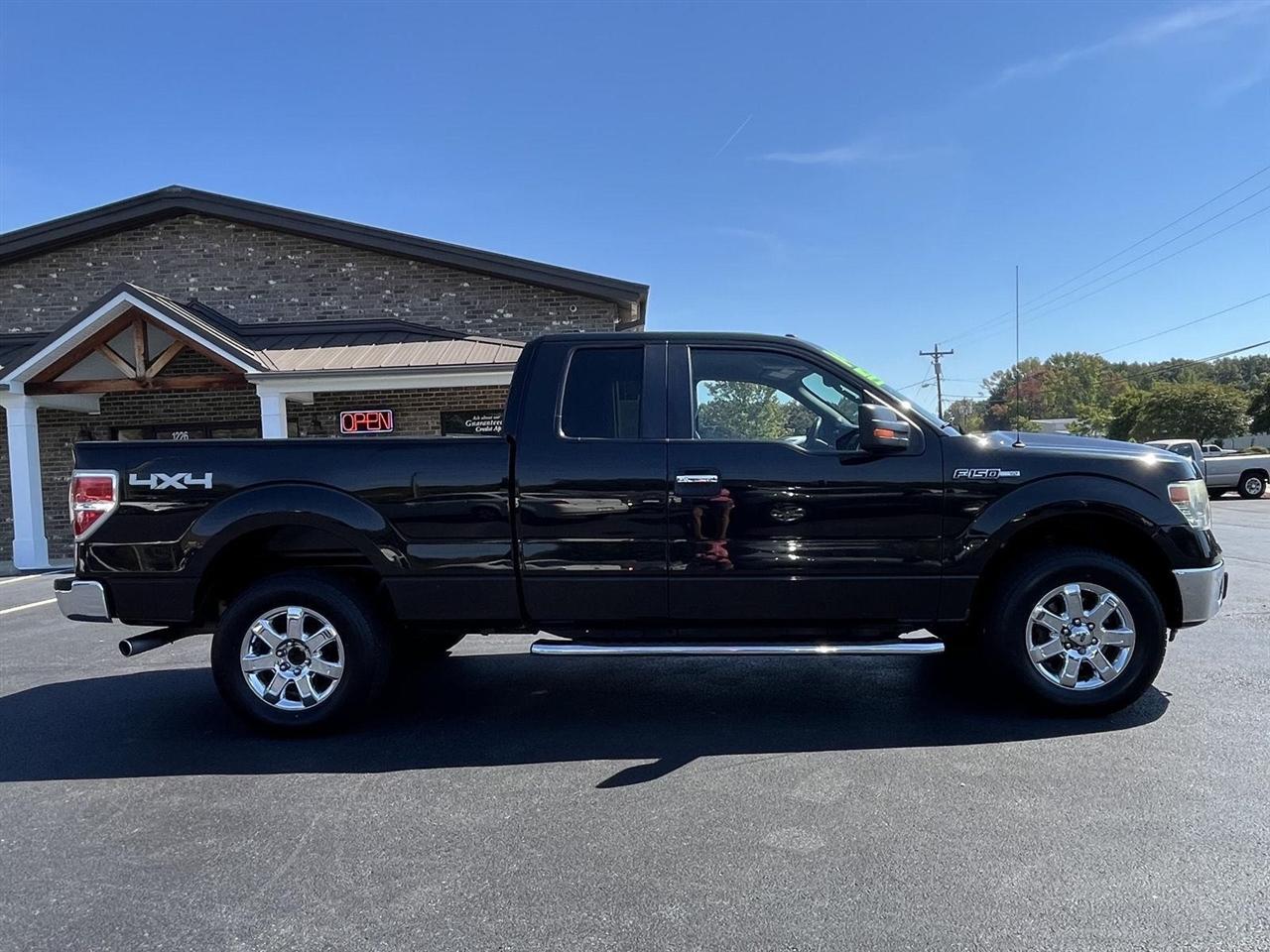 Ford F-150 XLT SuperCab 8-ft. Bed 4WD 2014