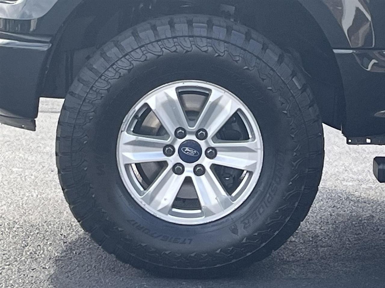 Ford F-150 XL SuperCab 8-ft. Bed 4WD 2015