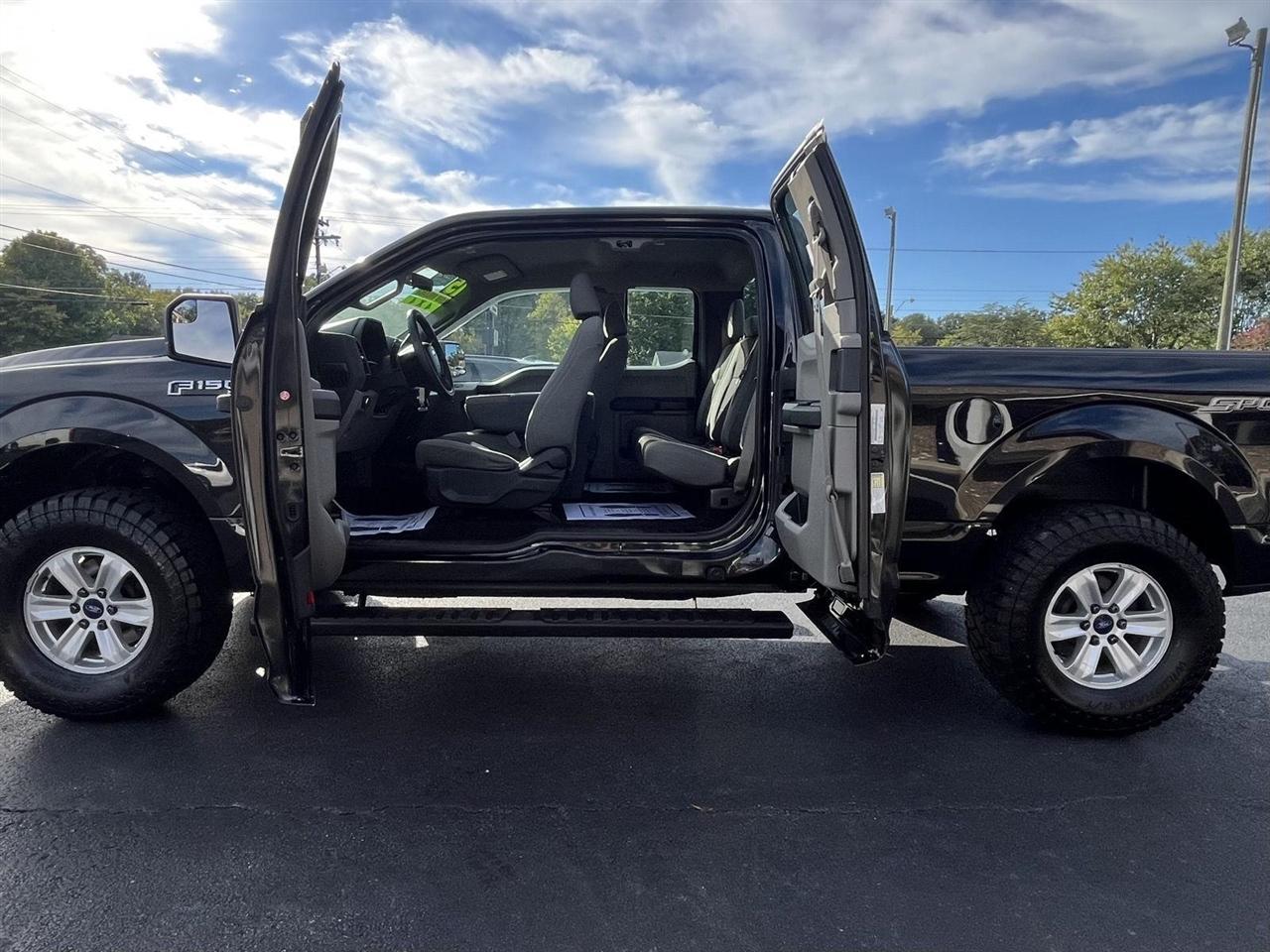 Ford F-150 XL SuperCab 6.5-ft. Bed 4WD 2015