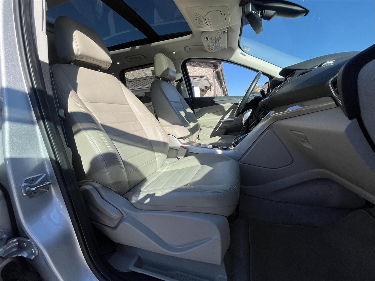 Ford Escape SEL 4WD 2013