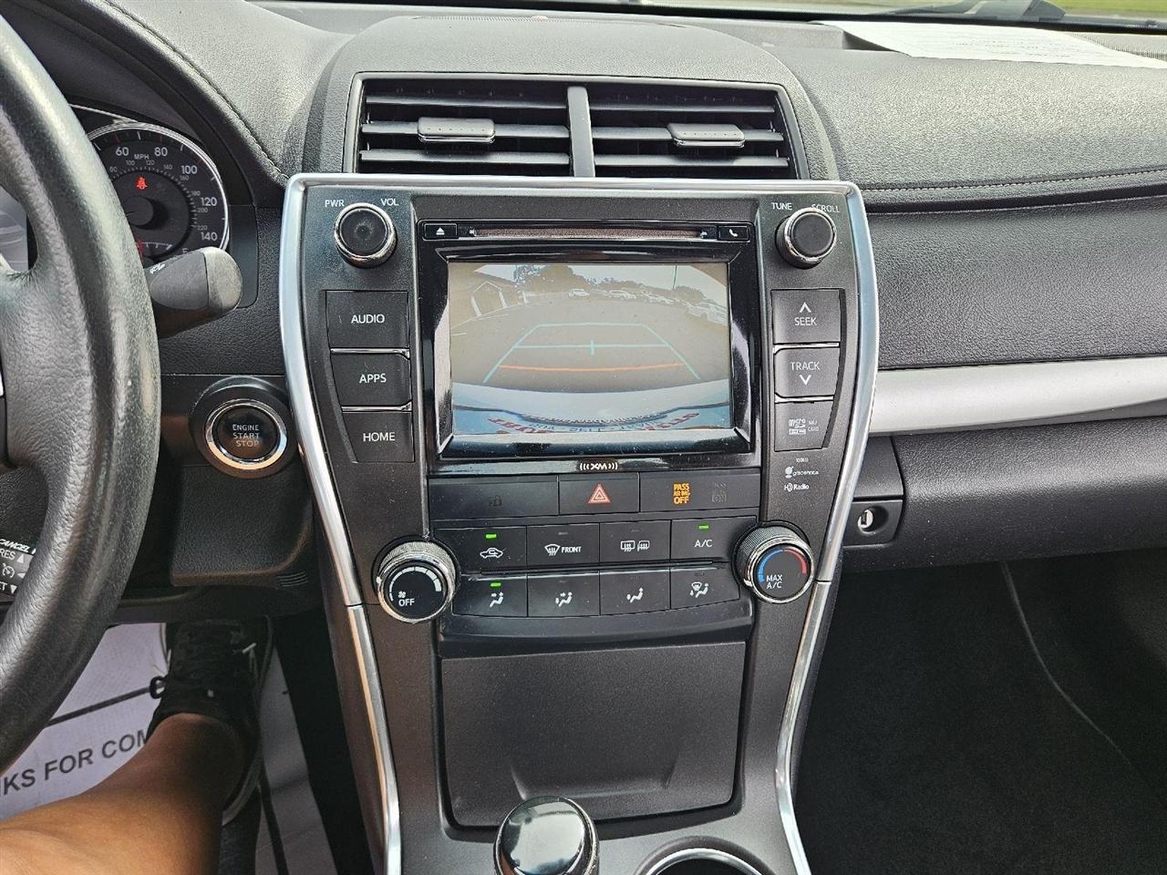 Toyota Camry SE 2016