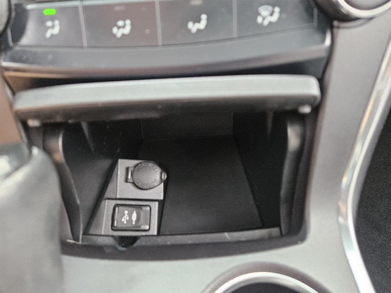 Toyota Camry SE 2016