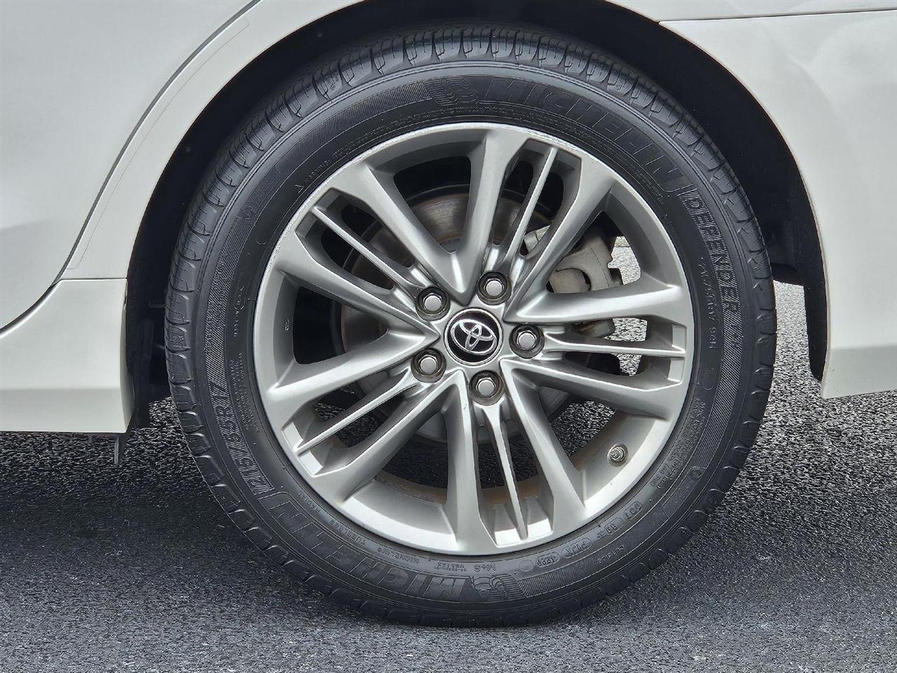 Toyota Camry SE 2016