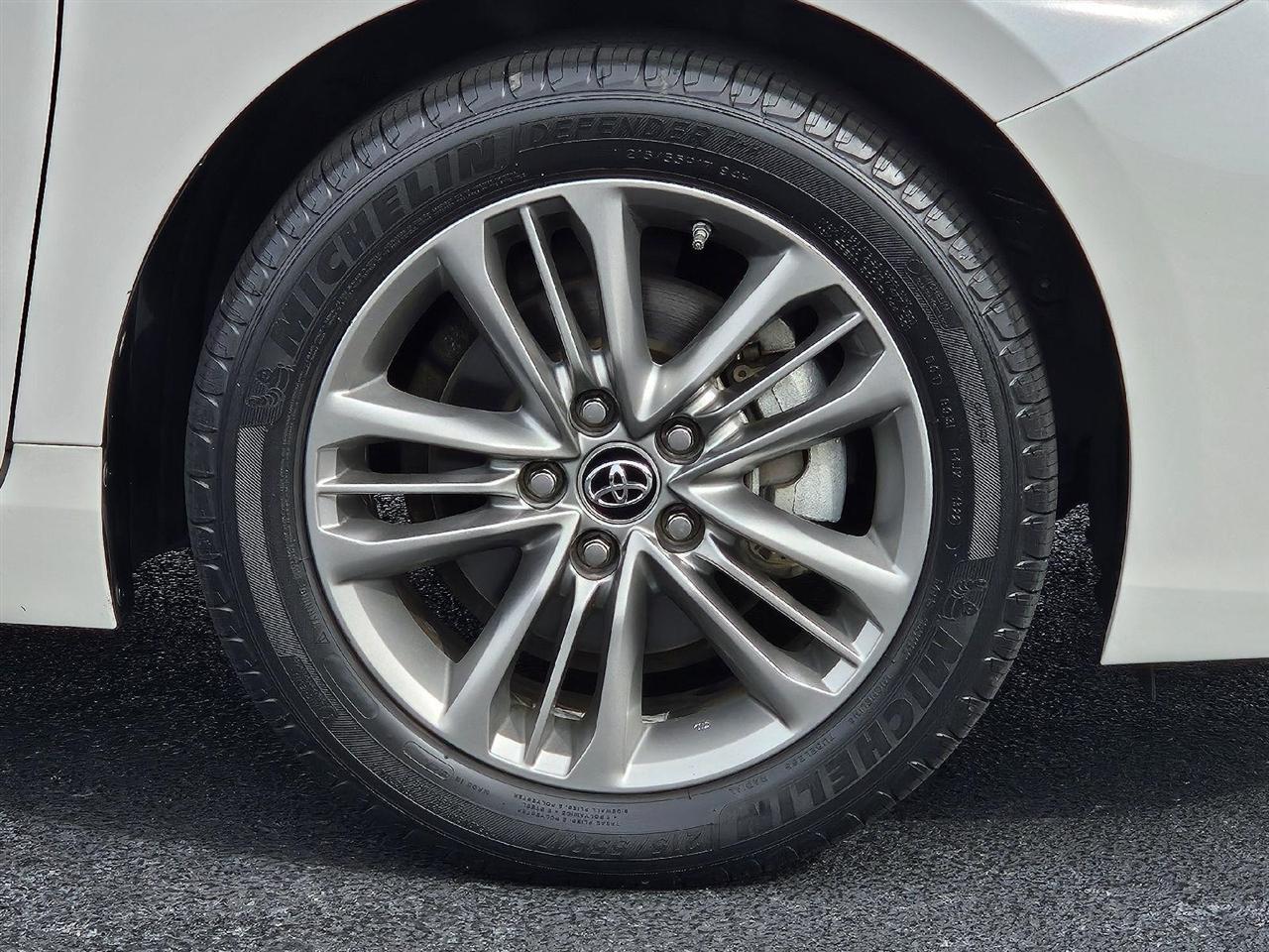 Toyota Camry SE 2016