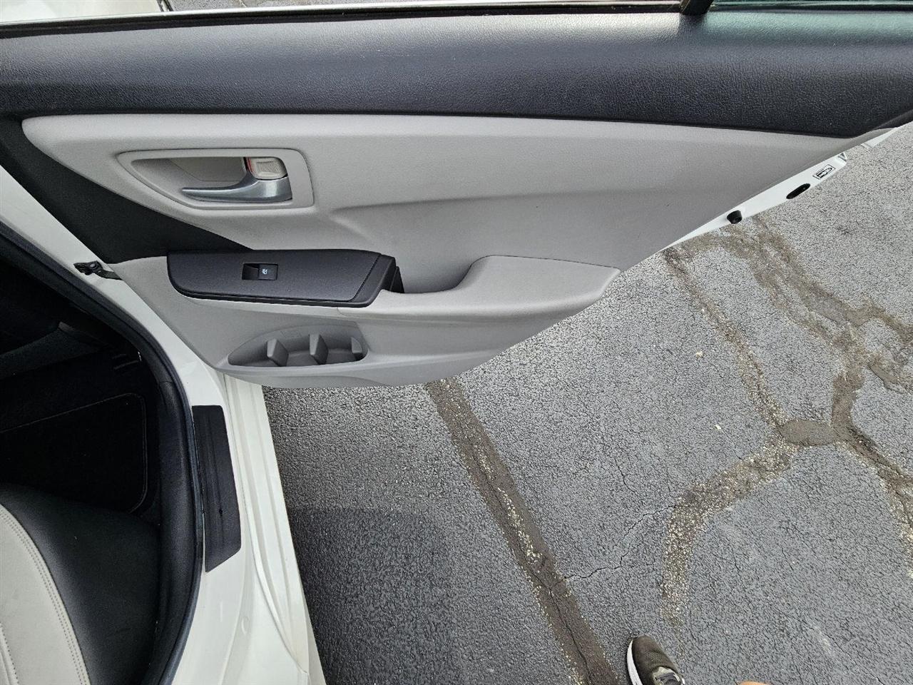 Toyota Camry SE 2016