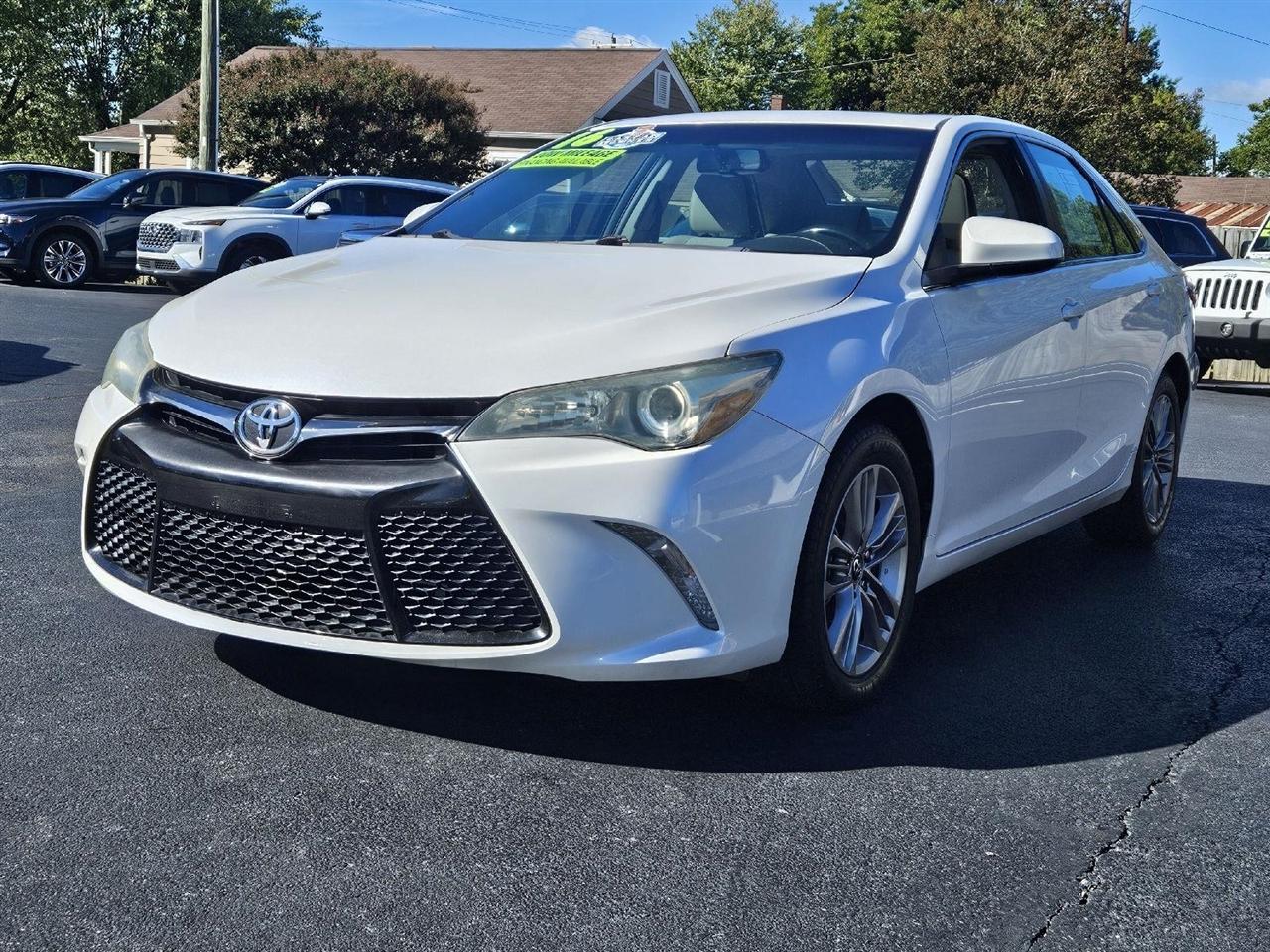 Toyota Camry SE 2016