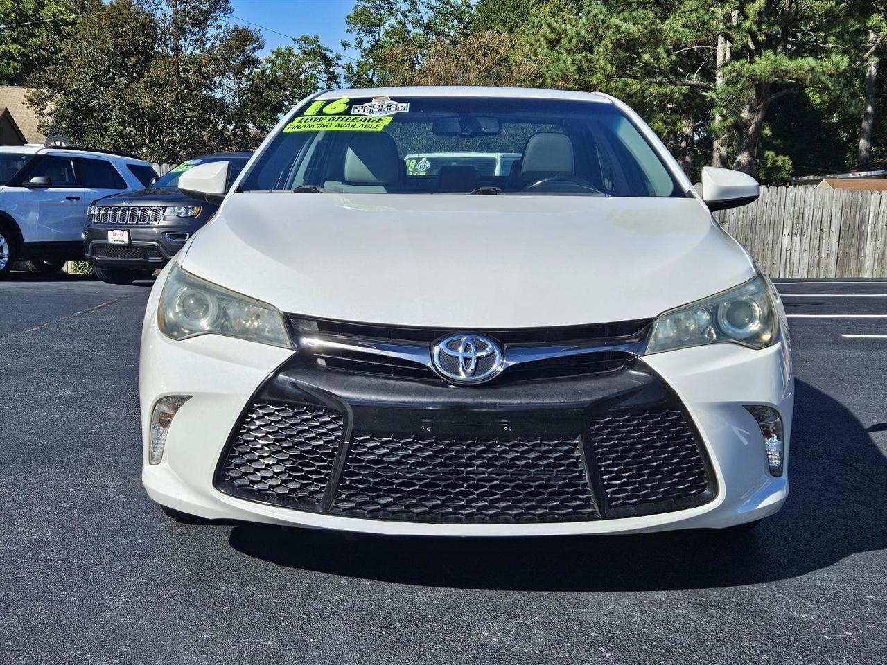 Toyota Camry SE 2016