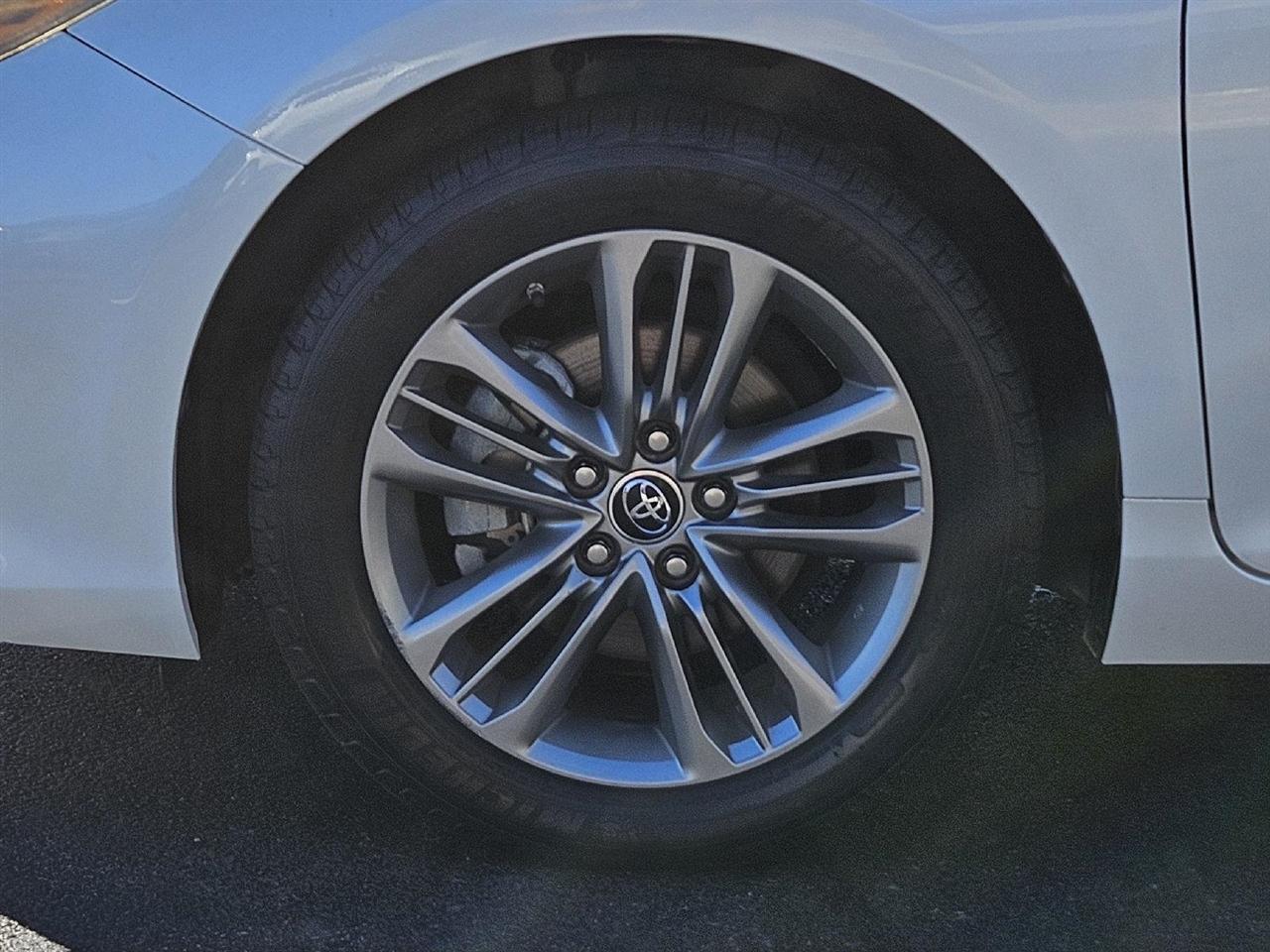 Toyota Camry SE 2016