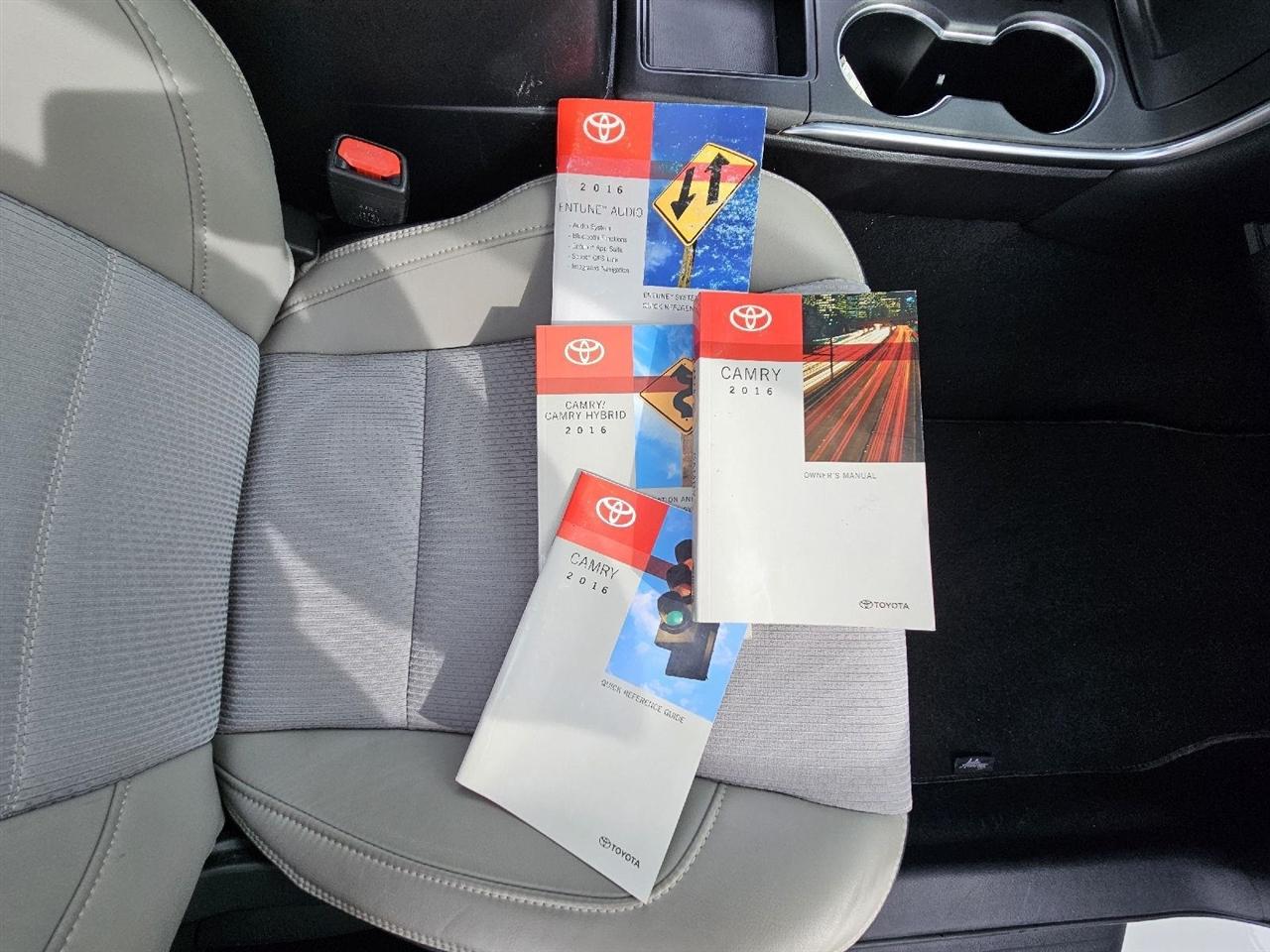 Toyota Camry SE 2016