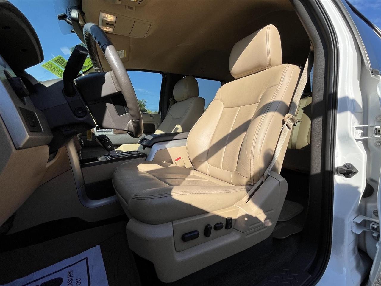 Ford F-150 Lariat SuperCrew 5.5-ft. Bed 2WD 2014