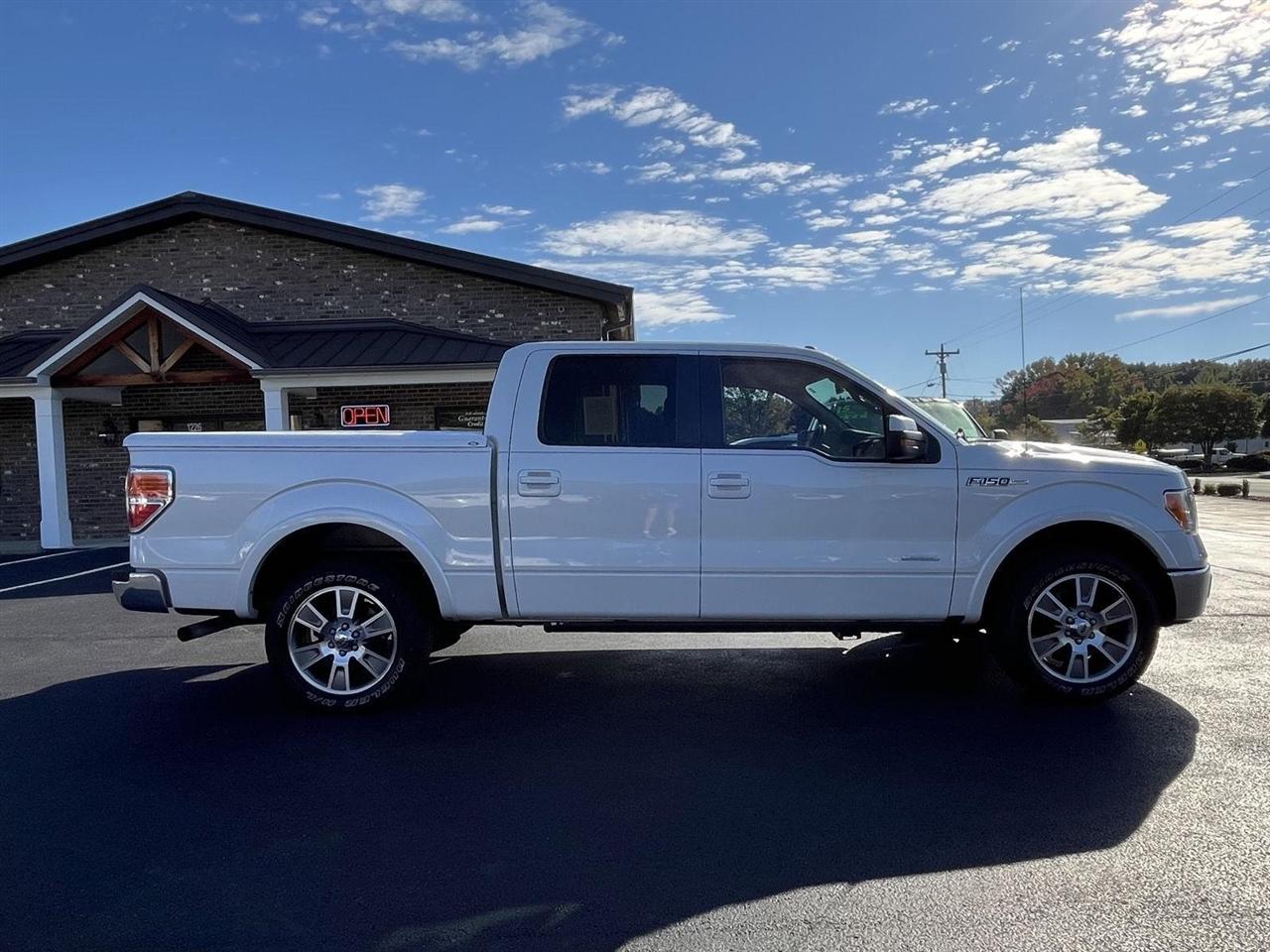 Ford F-150 Lariat SuperCrew 5.5-ft. Bed 2WD 2014