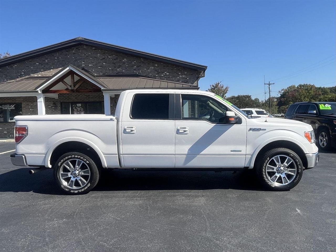 Ford F-150 Lariat SuperCrew 5.5-ft. Bed 2WD 2014
