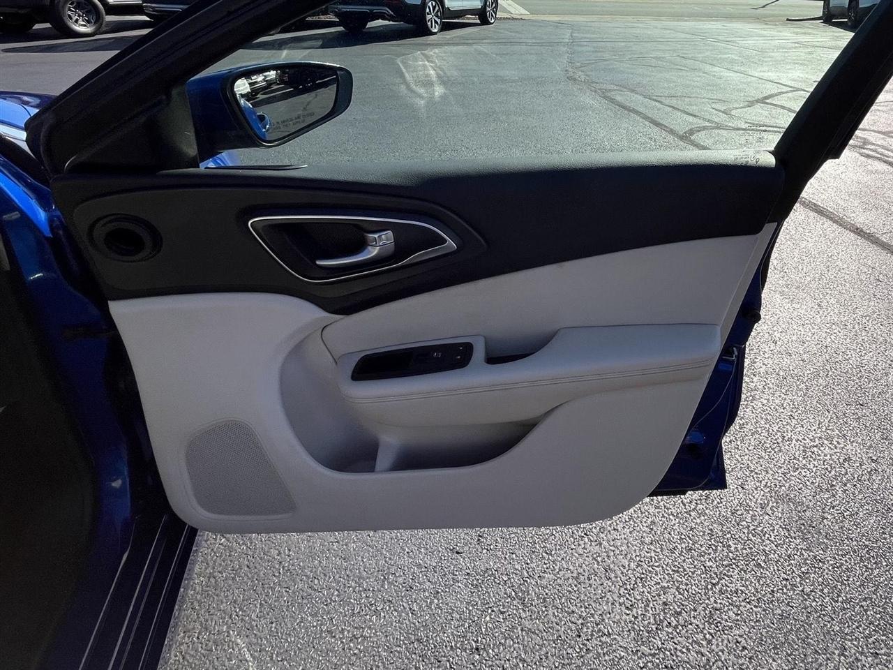 Chrysler 200 Limited 2016