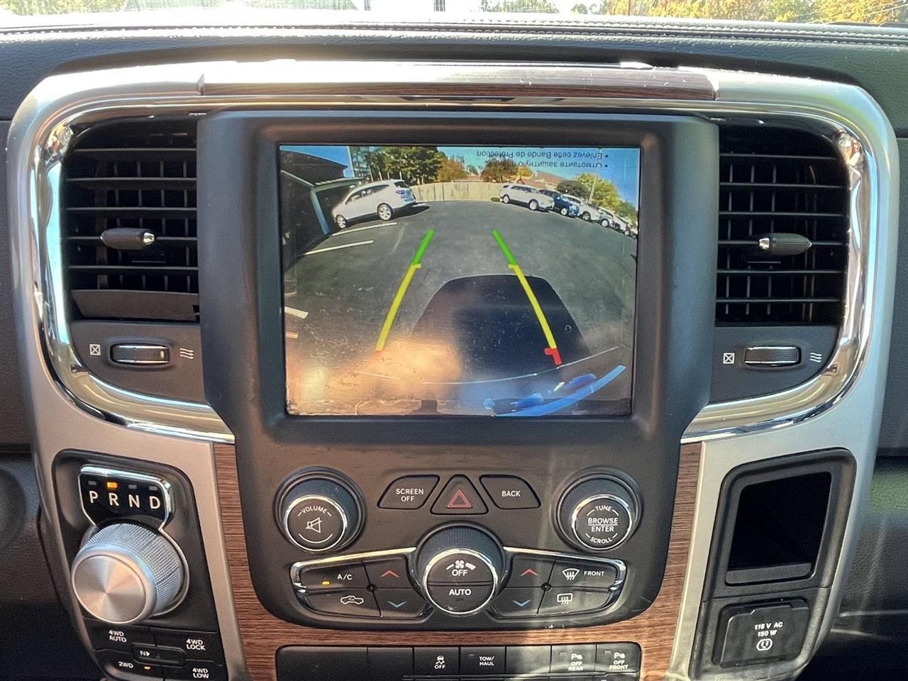 RAM 1500 Laramie Crew Cab SWB 4WD 2018
