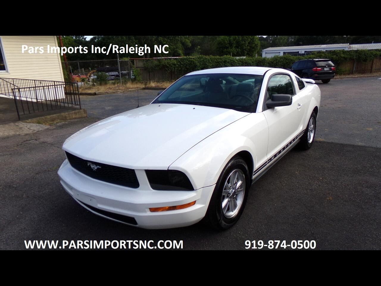 Ford Mustang V6 Standard Coupe 2006