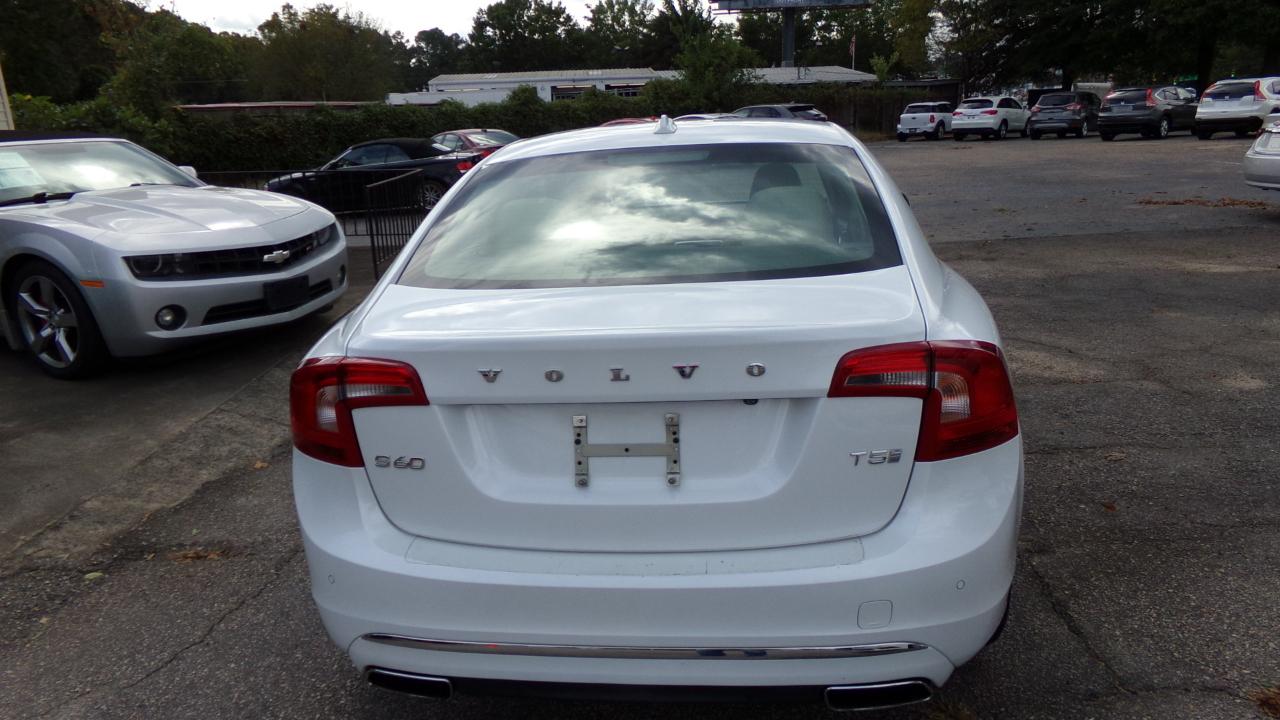 Volvo S60 Inscription 4dr Sdn T5 Drive-E Premier FWD 2016