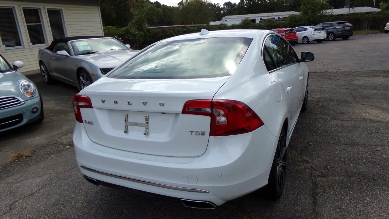 Volvo S60 Inscription 4dr Sdn T5 Drive-E Premier FWD 2016