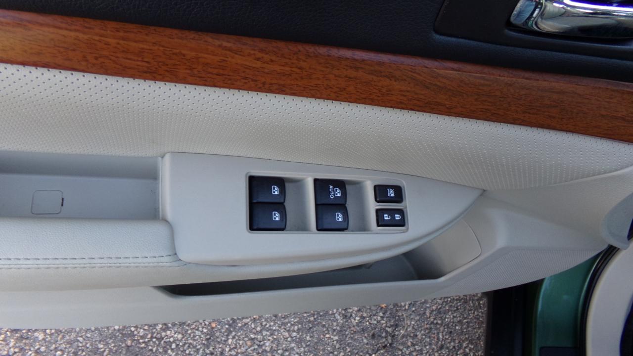 Subaru Outback 4dr Wgn H4 Auto 2.5i Limited 2013