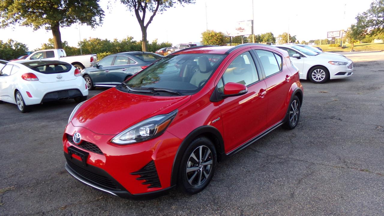 Toyota Prius c Three (Natl) 2018