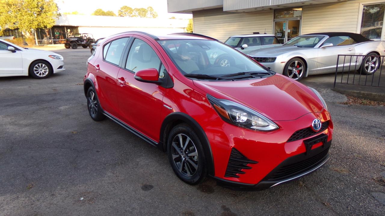 Toyota Prius c Three (Natl) 2018