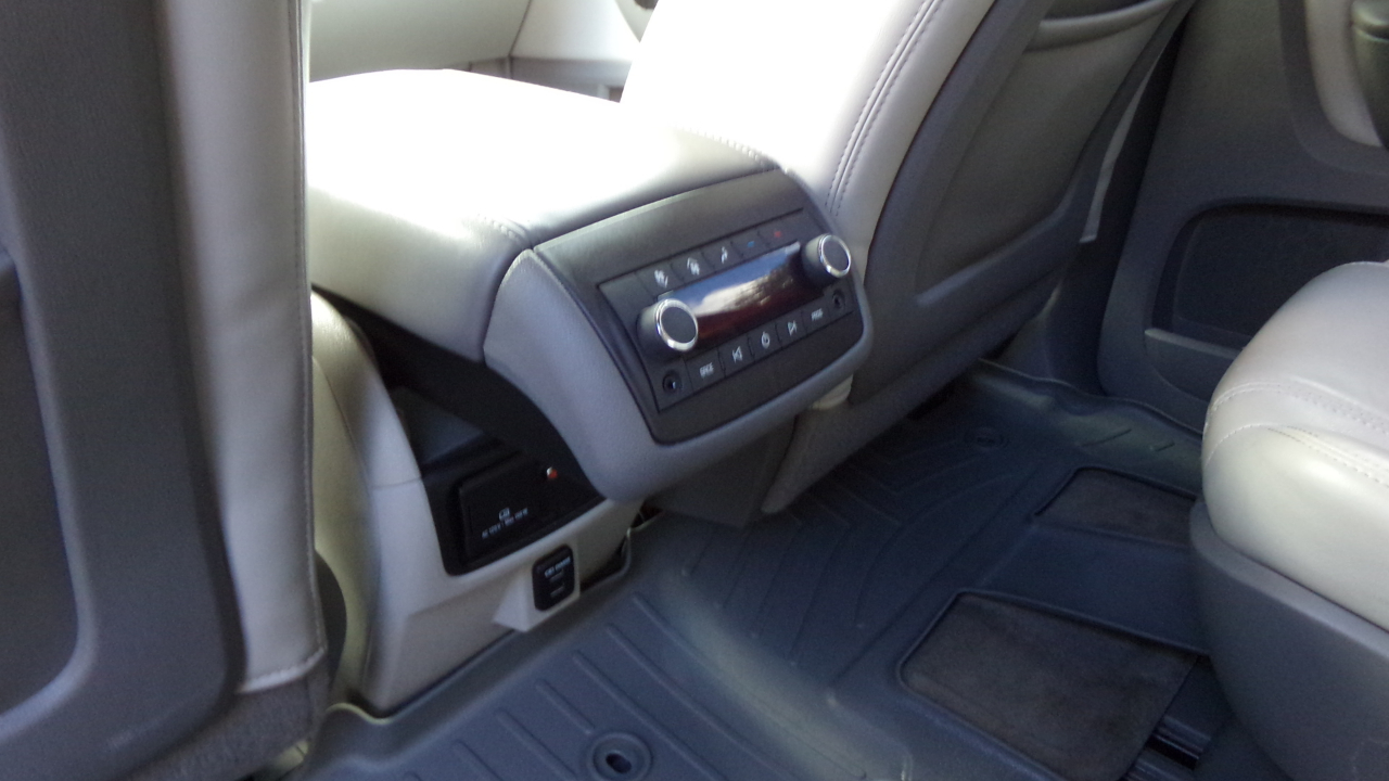 GMC Acadia FWD 4dr SLT w/SLT-1 2016 GMC Acadia FWD 4dr SLT w/SLT-1 2016