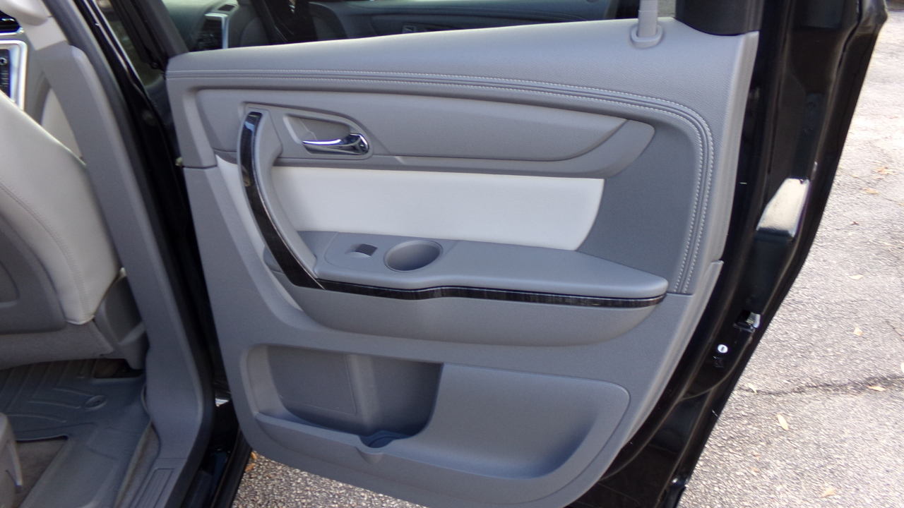 GMC Acadia FWD 4dr SLT w/SLT-1 2016 GMC Acadia FWD 4dr SLT w/SLT-1 2016