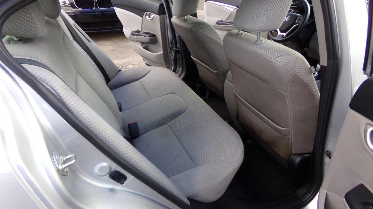 Honda Civic Hybrid 4dr Sdn L4 CVT 2015 Honda Civic Hybrid 4dr Sdn L4 CVT 2015