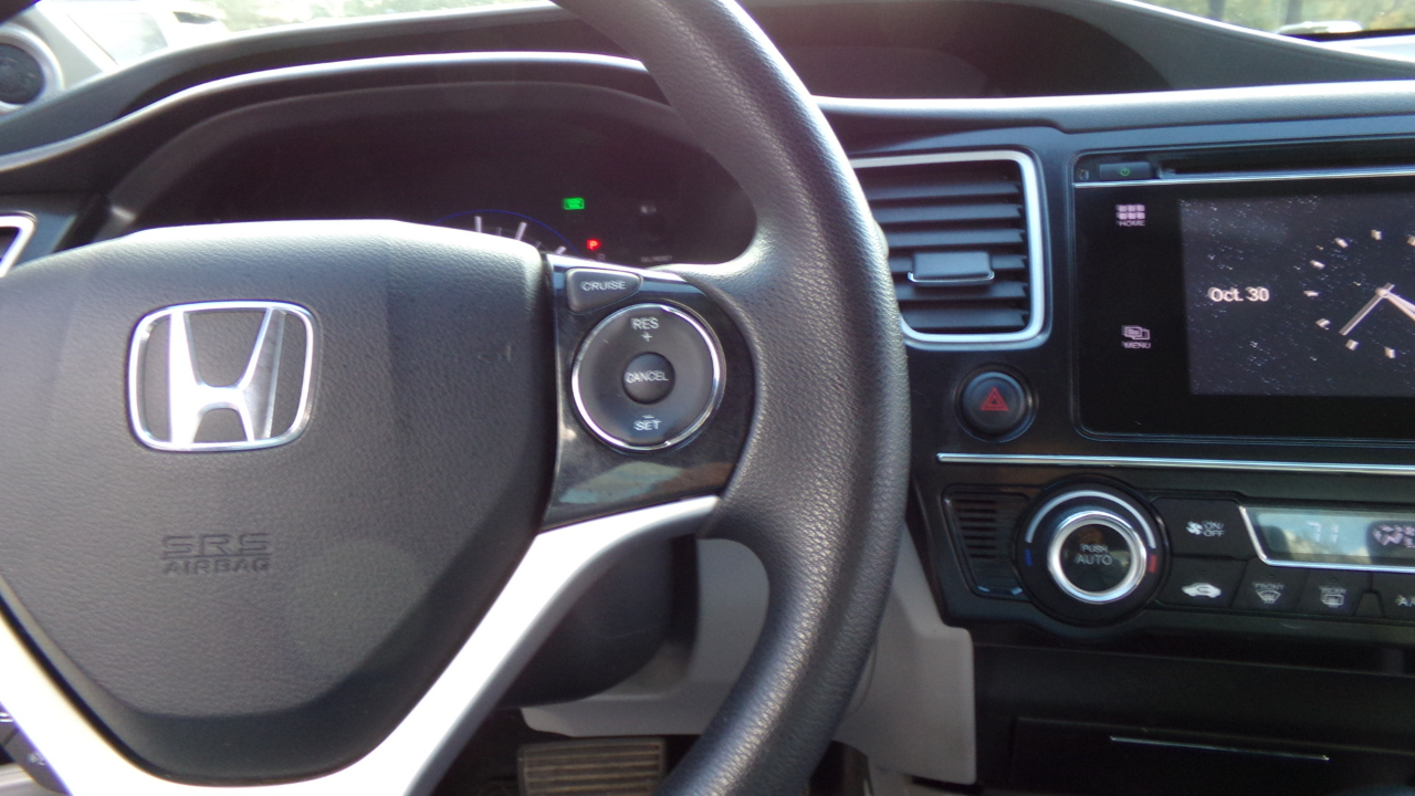 Honda Civic Hybrid 4dr Sdn L4 CVT 2015 Honda Civic Hybrid 4dr Sdn L4 CVT 2015