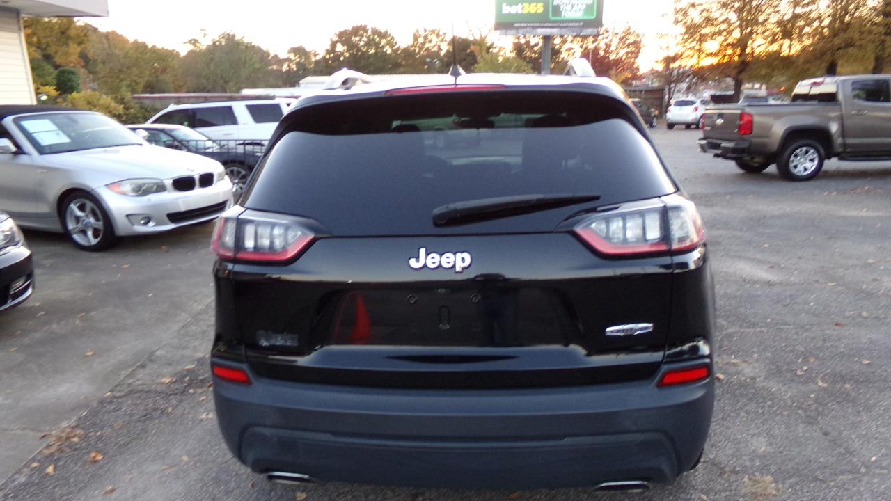 2019 Jeep Cherokee Latitude Plus - Photo 6