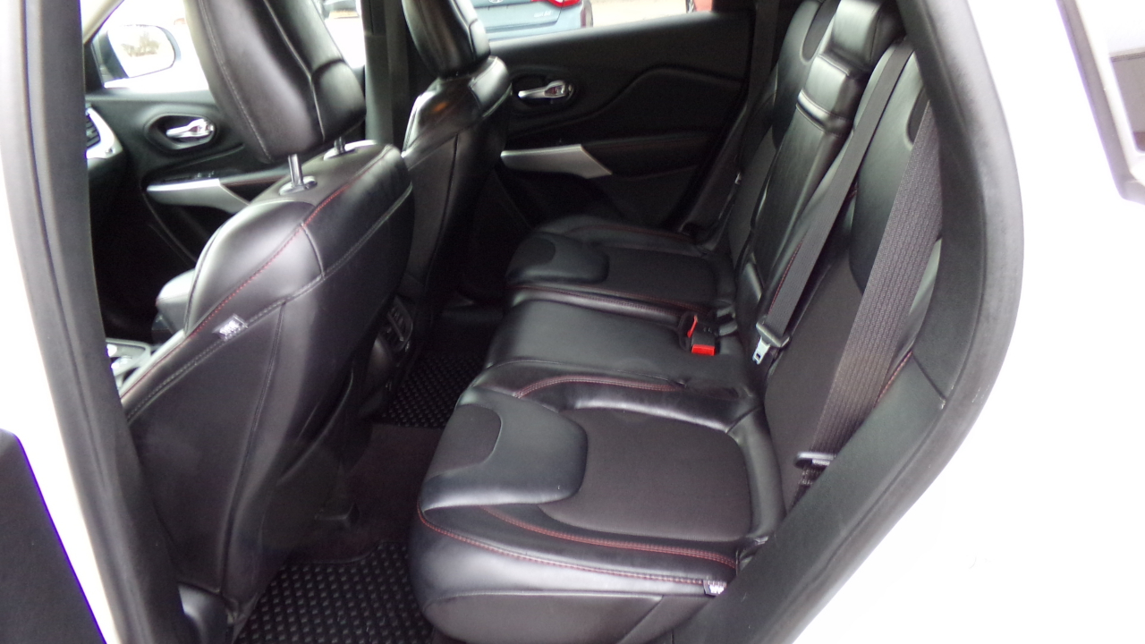 Jeep Cherokee Trailhawk 4x4 *Ltd Avail* 2017