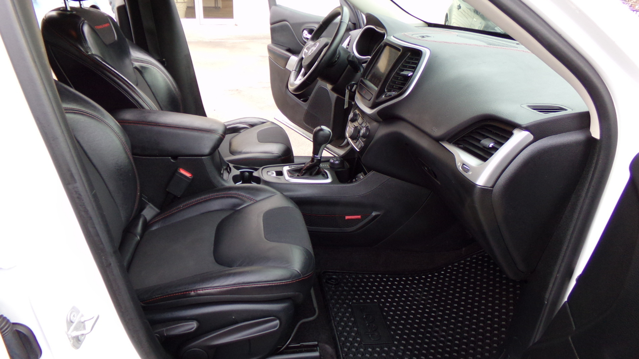 Jeep Cherokee Trailhawk 4x4 *Ltd Avail* 2017