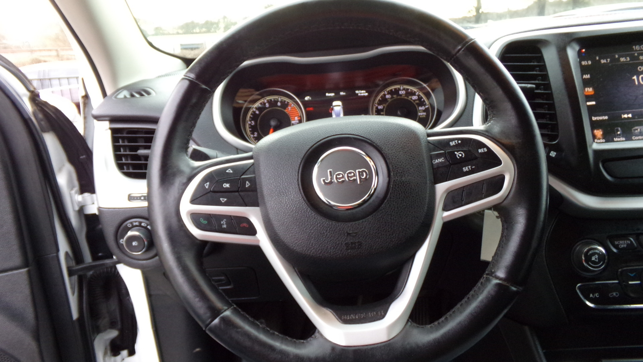 Jeep Cherokee Trailhawk 4x4 *Ltd Avail* 2017