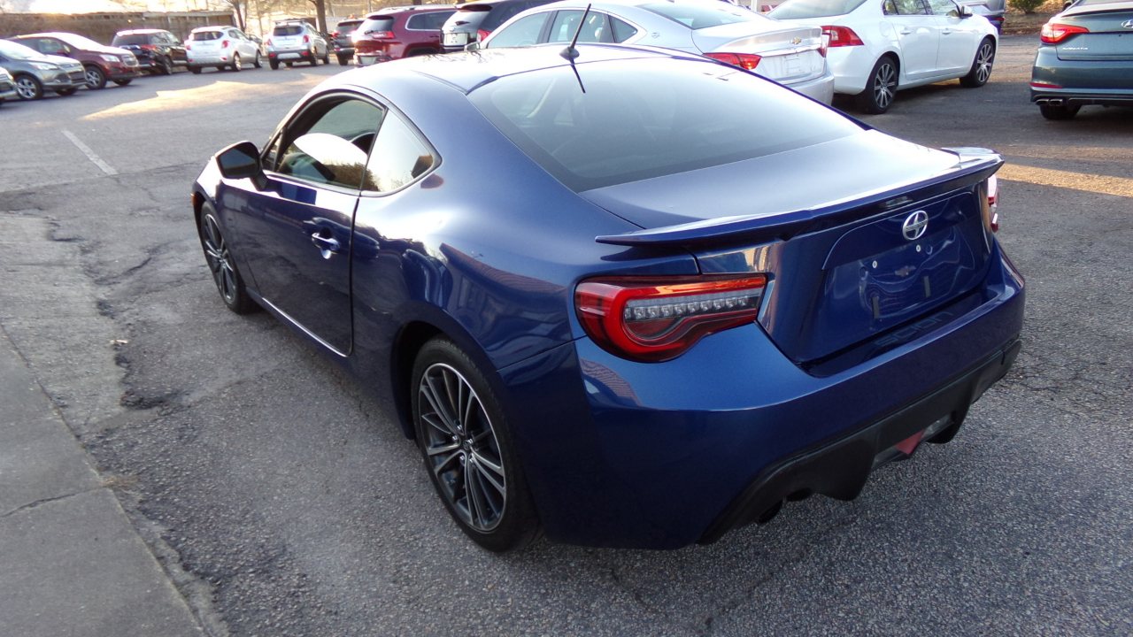 Scion FR-S 2dr Cpe Auto (Natl) 2014