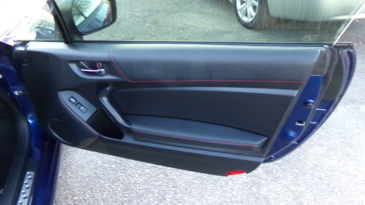 Scion FR-S 2dr Cpe Auto (Natl) 2014