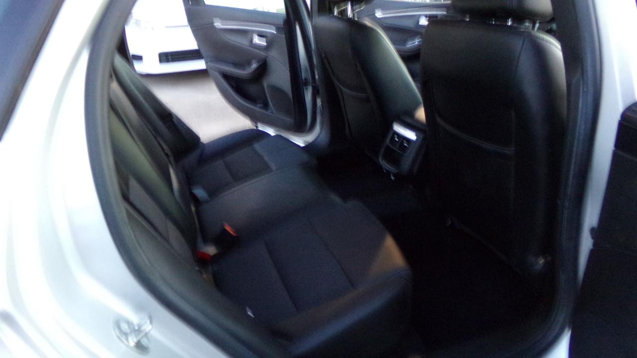 Chevrolet Impala 4dr Sdn LT w/1LT 2018