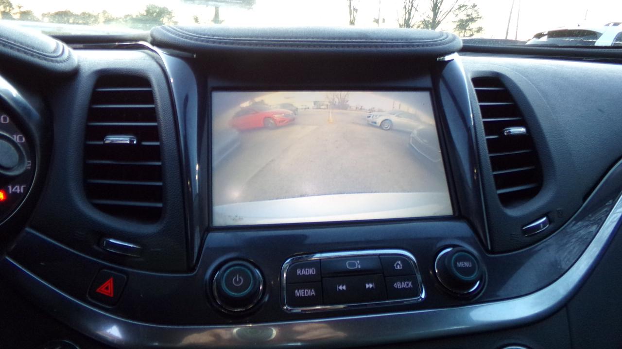 Chevrolet Impala 4dr Sdn LT w/1LT 2018